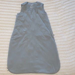 *LIKE NEW* Gunamuna Sleep Sack 3-9 Months 2.6 TOG SAGE Color